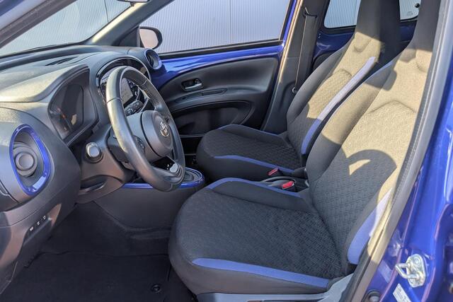 Toyota AYGO X 1.0 VVT-i S-CVT Envy Adaptieve cruise control, achteruitrij camera, navigatie Apple Carplay/Android Auto,