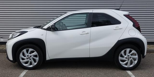 Toyota AYGO 1.0 12V VVT-i First I NL-Auto I 100% dealer I Clima I Cruise I
