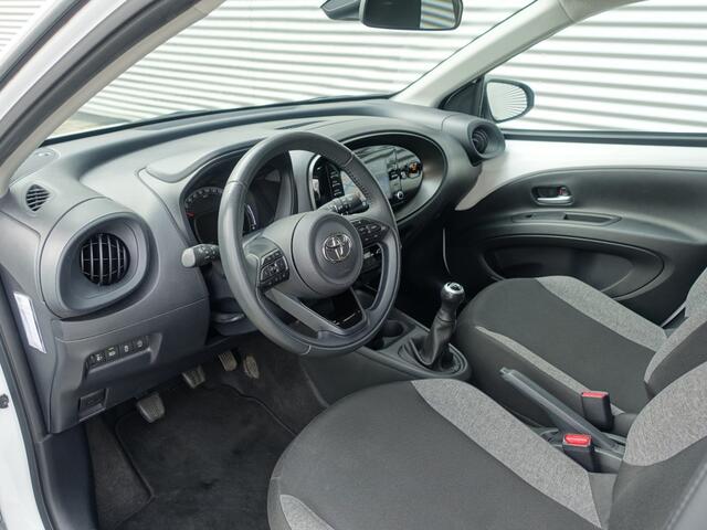 Toyota AYGO 1.0 12V VVT-i First I NL-Auto I 100% dealer I Clima I Cruise I
