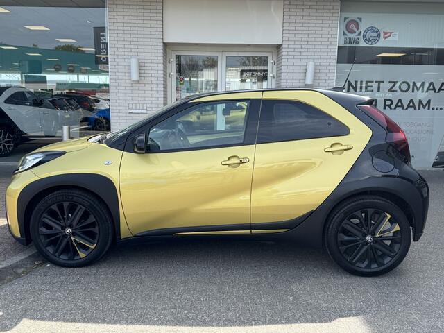 Toyota AYGO X 1.0 VVT-i S-CVT Premium | JBL | Sensoren V/A | Stoelverwarming |