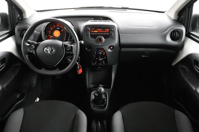 Toyota AYGO 1.0 VVT-i x-fun | airco | Bluetooth telefoonvoorbereiding |