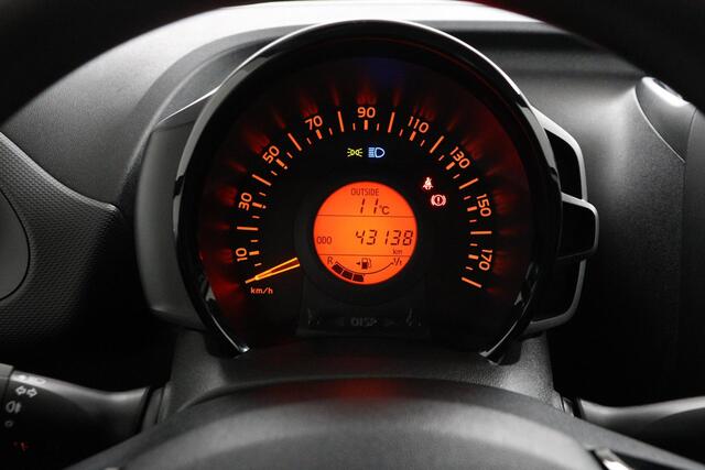 Toyota AYGO 1.0 VVT-i x-fun | airco | Bluetooth telefoonvoorbereiding |