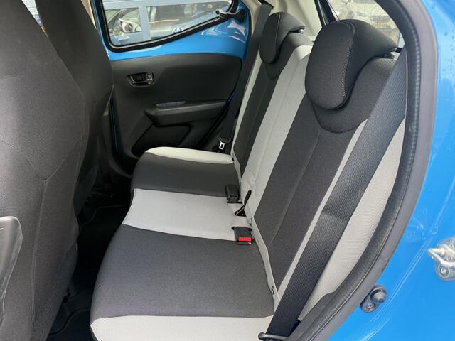 Toyota AYGO 1.0 VVT-i x-play