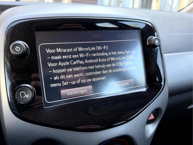 Toyota AYGO 1.0 VVT-i x-play Camera, App Connect