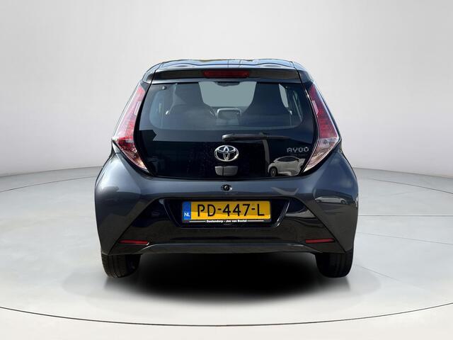 Toyota AYGO 1.0 VVT-i x-play **NAVIGATIE/ AIRCO/ BEGRENZER**