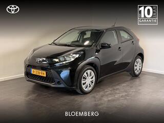 toyota-aygo-x-1.0-vvt-i-s-cvt-play-