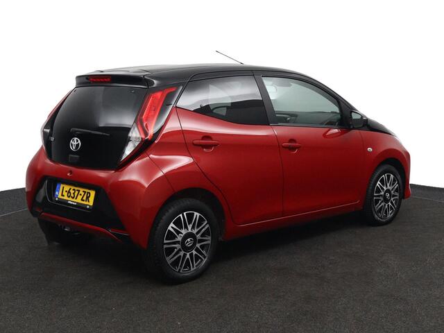 Toyota AYGO 1.0 VVT-i x-clusiv | Keyless Entry | Bi-Tone | Automatische Airco | Lichtmetalen Velgen | Achteruitrijcamera |