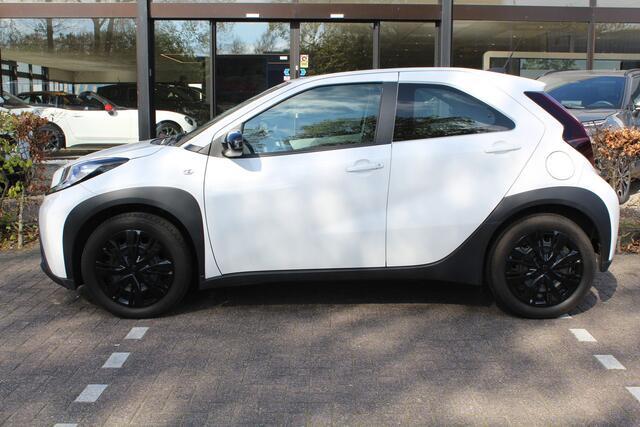Toyota AYGO X 1.0 VVT-i MT Play | Rijklaar | Apple/Android | Camera | Adap. cruise | Bluetooth | Airco | DAB+