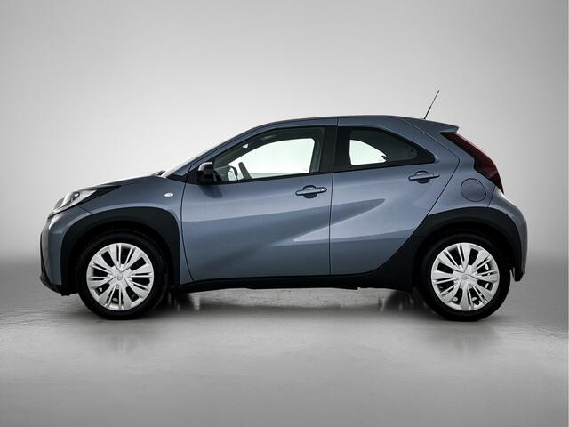 Toyota AYGO X 1.0 VVT-i MT Play | Apple Carplay-Android Auto | Achteruitrijcamera | NL-Auto |