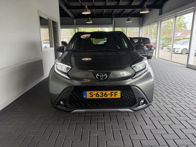 Toyota AYGO X 1.0 VVT-i S-CVT Envy JBL Audio / 18" / Mistlampen / Apple Carplay / Lane Assist / Adapt. Cruise Control / 1e eigenaar
