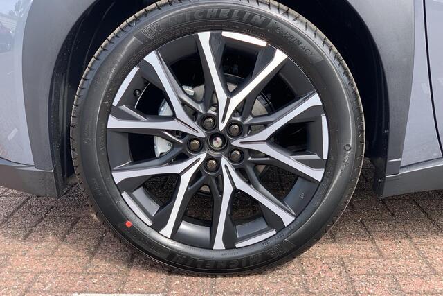 Toyota AYGO X Hybrid 115 GR Sport | Keyless Entry | Camera | Carplay | Stoelverwarming