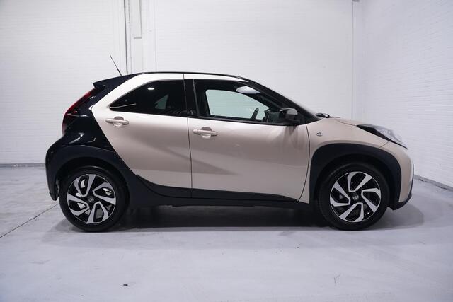 Toyota AYGO X 1.0 VVT-i Team Deutschland Achteruitrijcamera Apple Carplay Stoelverwarming