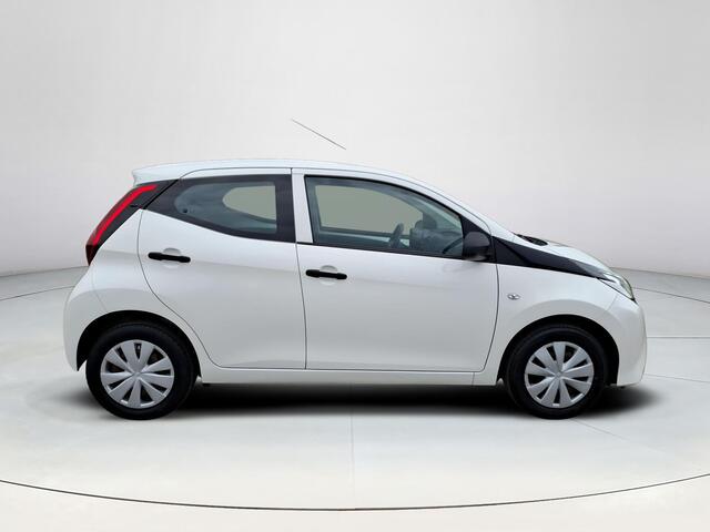 Toyota AYGO 1.0 VVT-i x-fun | BTW !! |LED verlichting | Airco | Hill hold | multifunctioneel stuurwiel