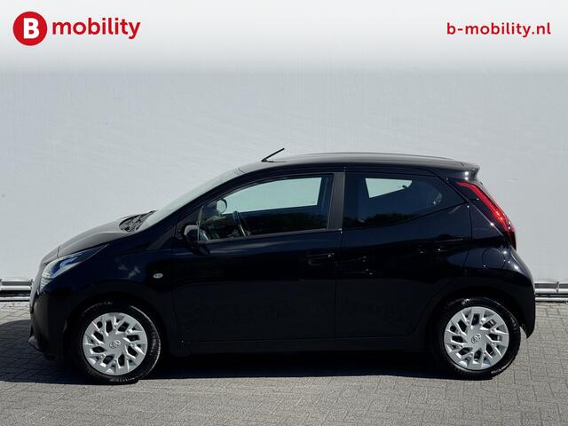 Toyota AYGO 1.0 VVT-i x-play Achteruitrijcamera 18.000KM! | Cruise Control | Apple CarPlay | Bluetooth