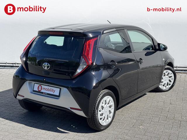 Toyota AYGO 1.0 VVT-i x-play Achteruitrijcamera 18.000KM! | Cruise Control | Apple CarPlay | Bluetooth