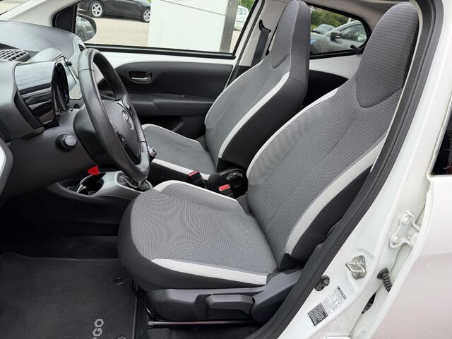 Toyota AYGO 1.0 VVT-i x-joy cabrio