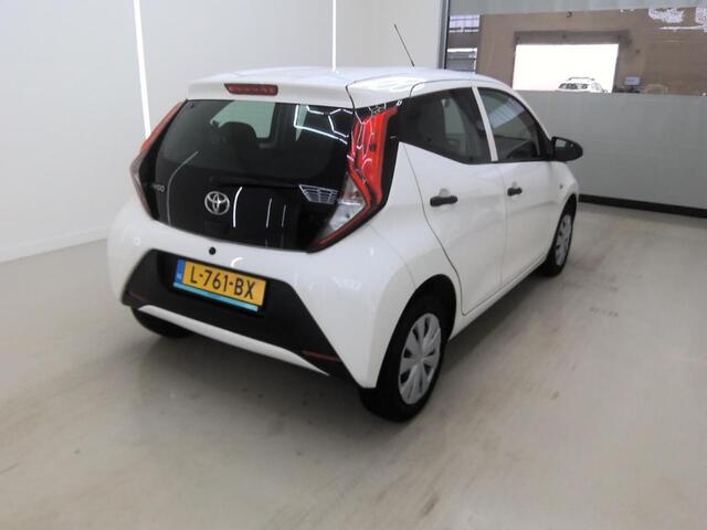 Toyota AYGO 1.0 VVT-i x-Fun Airconditioning Bluetooth LED 5drs NL-Auto Dealeronderhouden