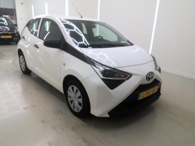 Toyota AYGO 1.0 VVT-i x-Fun Airconditioning Bluetooth LED 5drs NL-Auto Dealeronderhouden