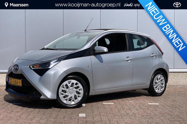 Toyota AYGO 1.0 VVT-i x-play | Cabrio | Camera | Airco | Navigatie