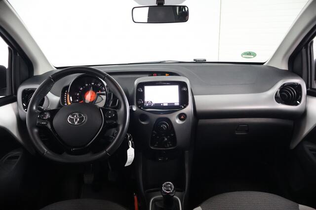 Toyota AYGO 1.0 VVT-i x-play | Airco | Carplay | Camera