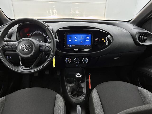 Toyota AYGO X 1.0 VVT-i MT Play | Apple CarPlay | Android Auto |