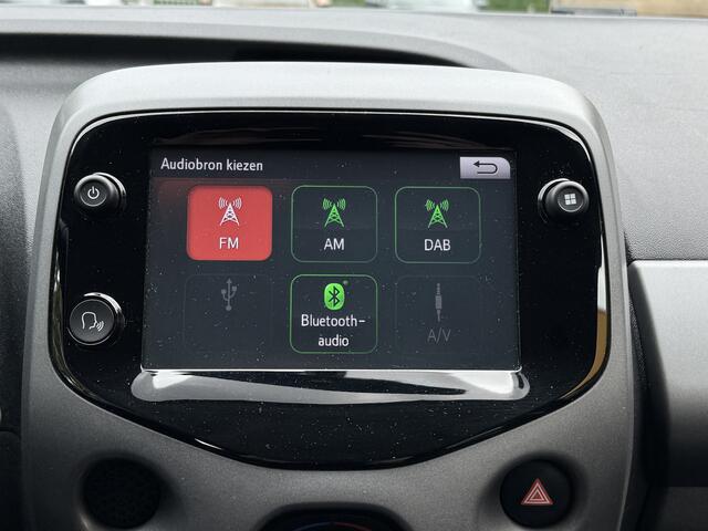 Toyota AYGO 1.0 VVT-i x-joy Automaat Airco Camera Carplay