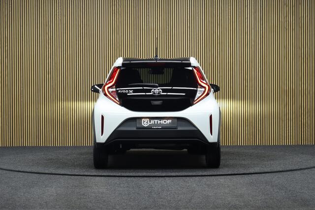 Toyota AYGO X 1.0 VVT-i MT first | Adaptive-cruise | Camera | Clima | Maps Navigatie | Apple Carplay & Android Auto | Stoelverwarming | LM Velgen