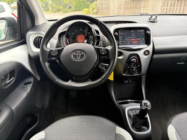 Toyota AYGO 1.0 VVT-i x-play | Airco Apple | Carplay/Android Auto