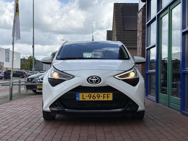 Toyota AYGO 1.0 VVT-i x-play | Airco Apple | Carplay/Android Auto