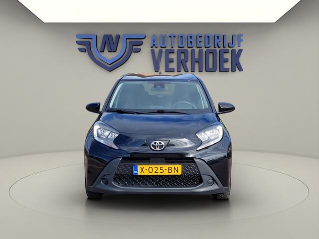 Toyota AYGO X 1.0 VVT-i MT Play NL Auto - All Season Banden - Carplay