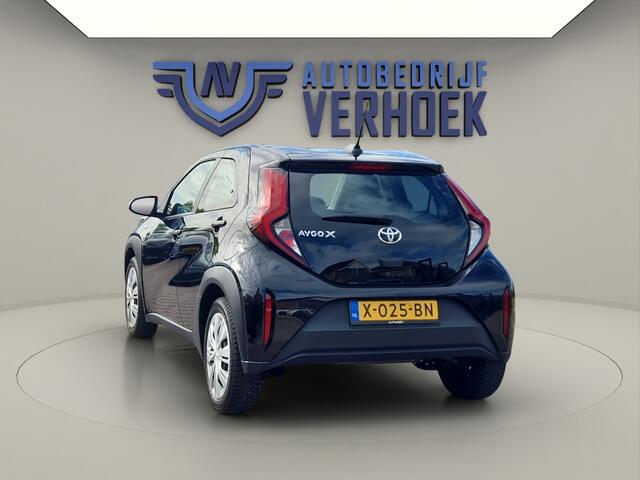 Toyota AYGO X 1.0 VVT-i MT Play NL Auto - All Season Banden - Carplay