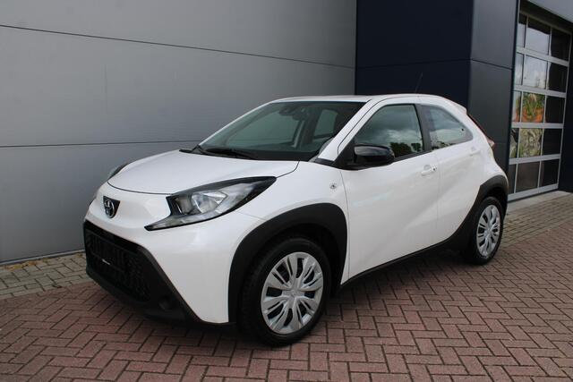 Toyota AYGO X 1.0 VVT-i S-CVT Automaat first Airco Camera Carplay Zeer mooi