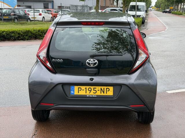 Toyota AYGO 1.0 VVT-i x-fun