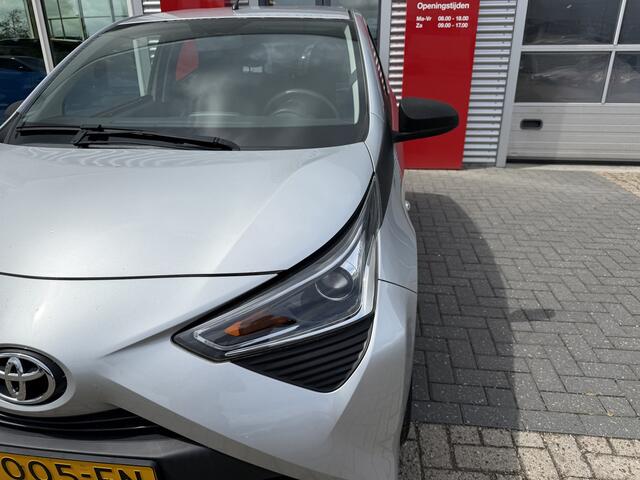 Toyota AYGO 1.0 VVT-i x-fun *Met fietsendragerbeugel!*