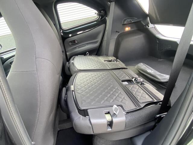 Toyota AYGO X 1.0 VVT-i S-CVT Play Automaat, Achteruitrij camera, adaptieve cruise control, start/stop systeem, NL-auto, zeer lage KM stand & automaat!