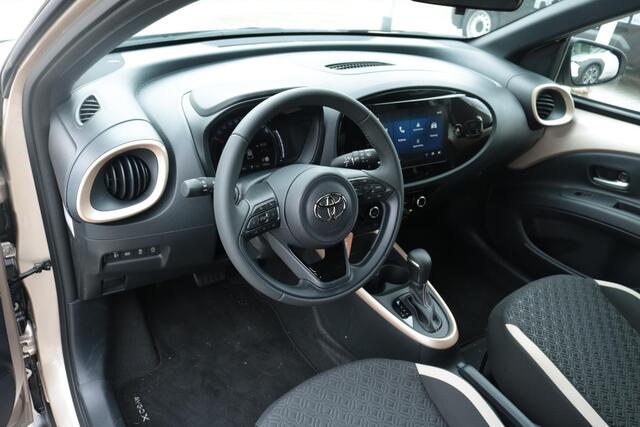 Toyota AYGO X 1.0 VVT-i S-CVT Pulse Automaat, Apple carplay, Android auto, Snel rijden!