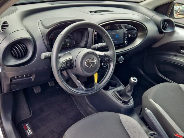 Toyota AYGO X 1.0 VVT-i MT Play Trekhaak - NL Auto - Carplay