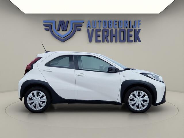 Toyota AYGO X 1.0 VVT-i MT Play NL Auto - Groot Scherm - Carplay