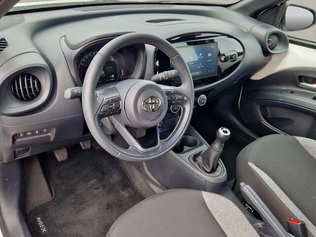 Toyota AYGO X 1.0 VVT-i MT Play NL Auto - Groot Scherm - Carplay