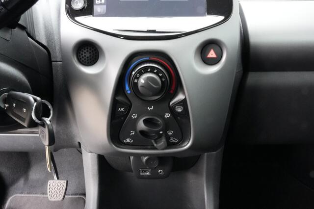 Toyota AYGO 1.0-VVT-i X-Play