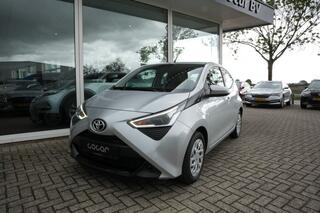 toyota-aygo-1.0-vvt-i-x-play