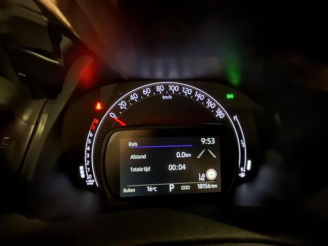 Toyota AYGO X 1.0 VVT-i S-CVT Premium | Open dak | JBL audio | Navigatie | Stoelverwarming