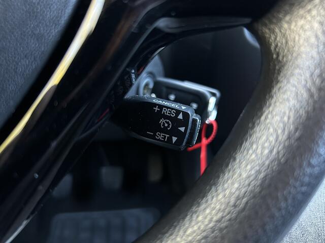 Toyota AYGO 1.0 VVT-i x-fun 1e EIGENAAR LED AIRCO