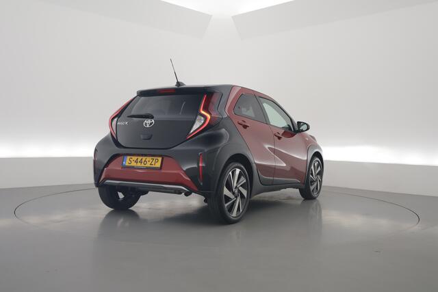 Toyota AYGO X 1.0 VVT-i MT Envy | Rijklaar! | Navi | Apple CarPlay | Adapt. Cruise | Camera | 18''