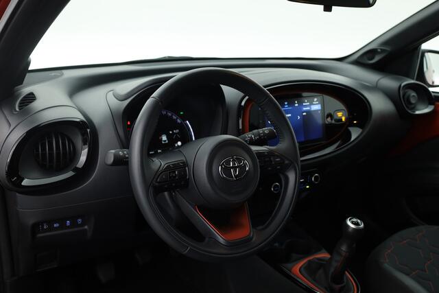 Toyota AYGO X 1.0 VVT-i MT Envy | Rijklaar! | Navi | Apple CarPlay | Adapt. Cruise | Camera | 18''