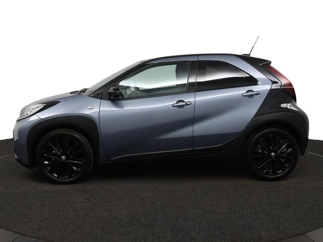 Toyota AYGO X 1.0 VVT-i S-CVT Premium | Automaat | JBL | Stoelverwarming | Navigatie | Half Leder | Parkeersensoren |