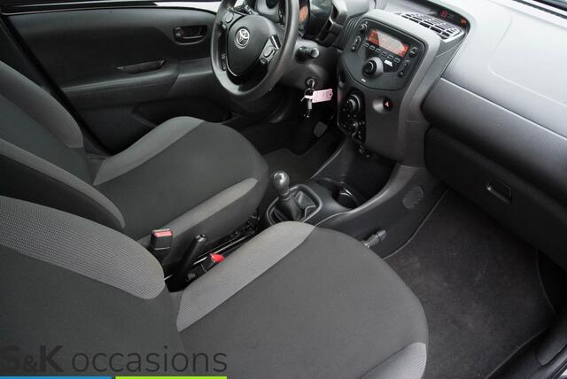 Toyota AYGO 1.0 VVT-i x-fun 10j Garantie NL Auto NAP
