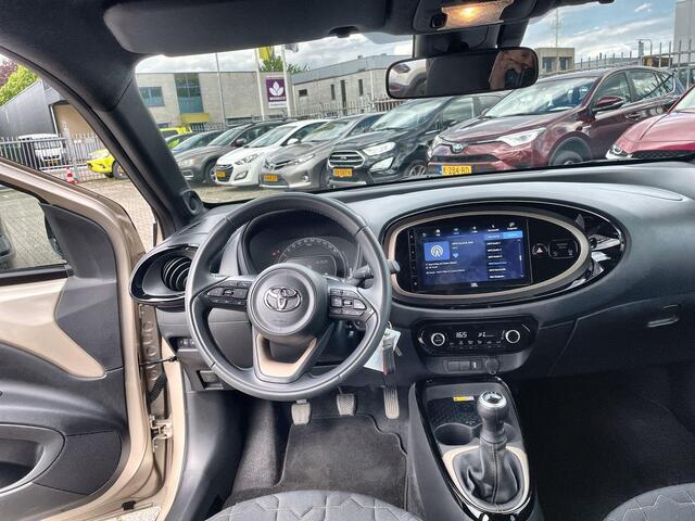 Toyota AYGO X 1.0 VVT-i MT Envy