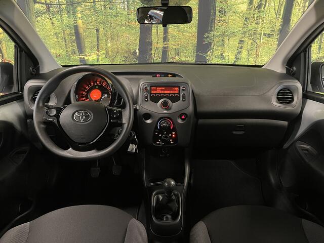 Toyota AYGO 1.0 VVT-i x-fun | Origineel Nederlands | Airconditioning | DAB | Cruise Control | Isofix |