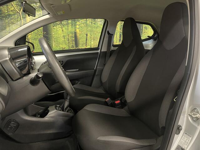 Toyota AYGO 1.0 VVT-i x-fun | Origineel Nederlands | Airconditioning | DAB | Cruise Control | Isofix |